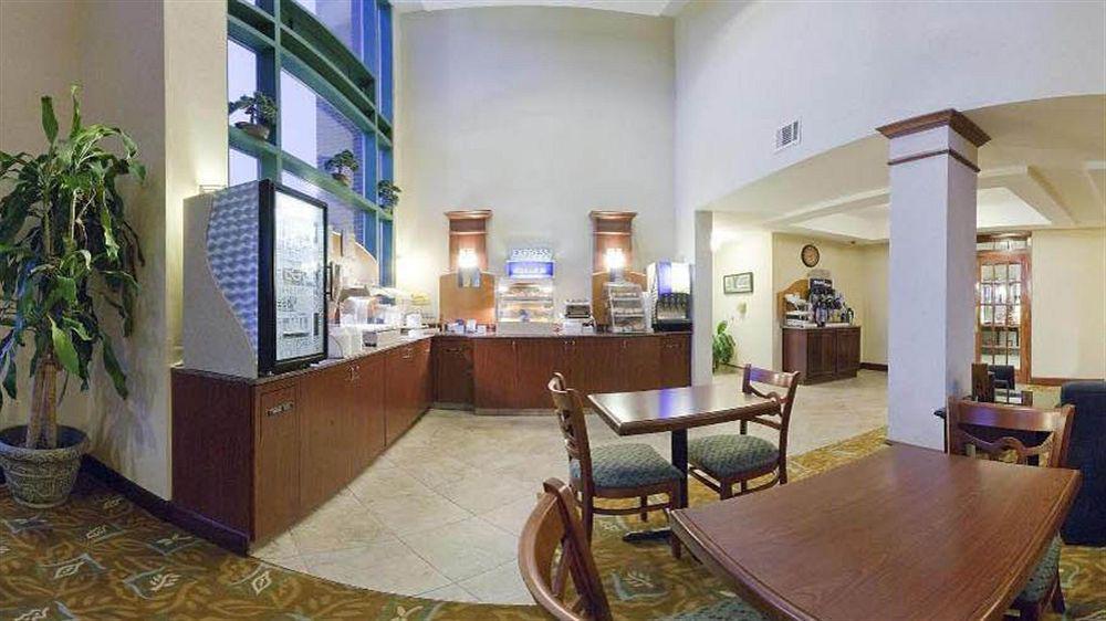 Holiday Inn Express Hotel & Suites Olive Branch By Ihg Exteriér fotografie