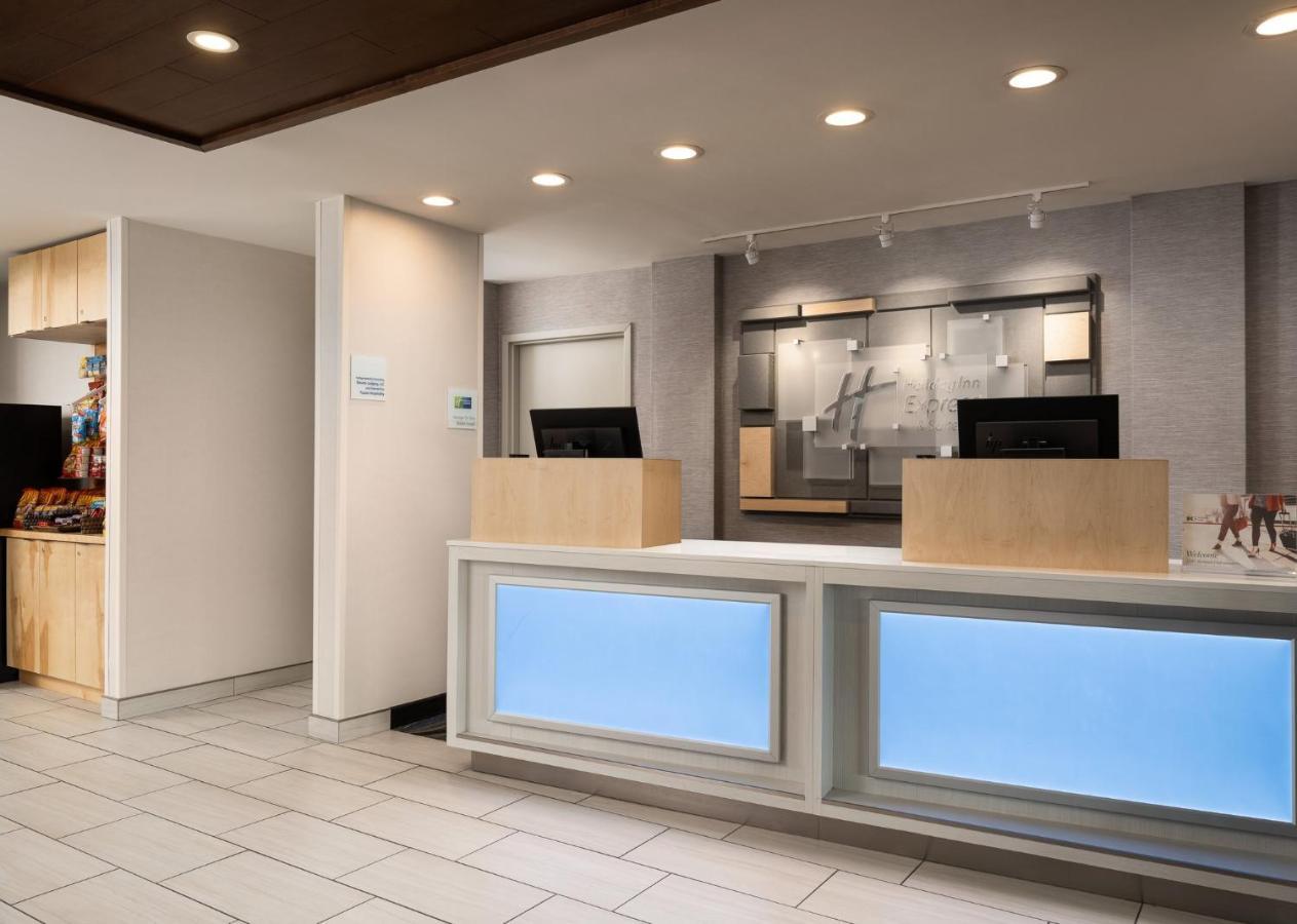 Holiday Inn Express Hotel & Suites Olive Branch By Ihg Exteriér fotografie