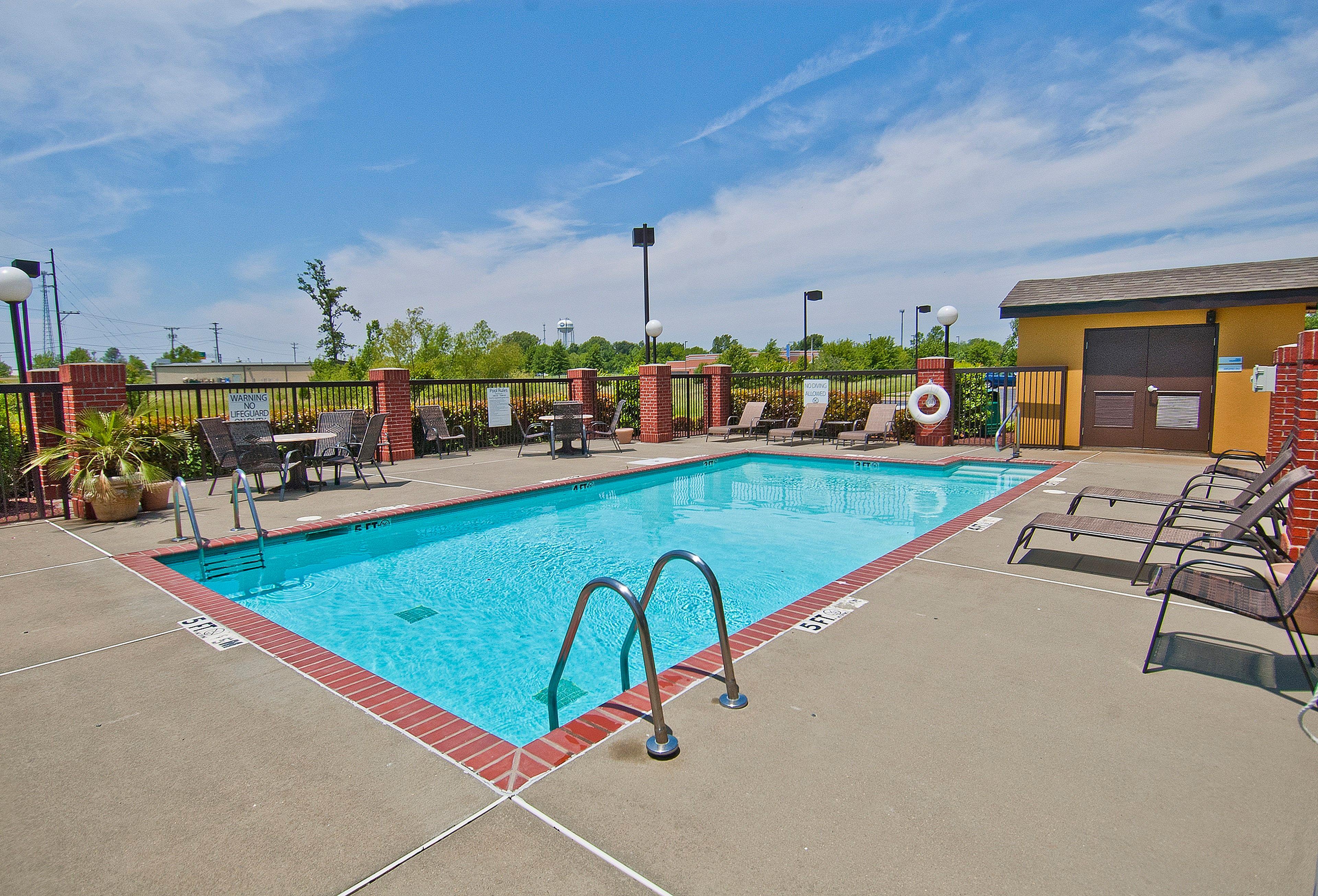 Holiday Inn Express Hotel & Suites Olive Branch By Ihg Exteriér fotografie