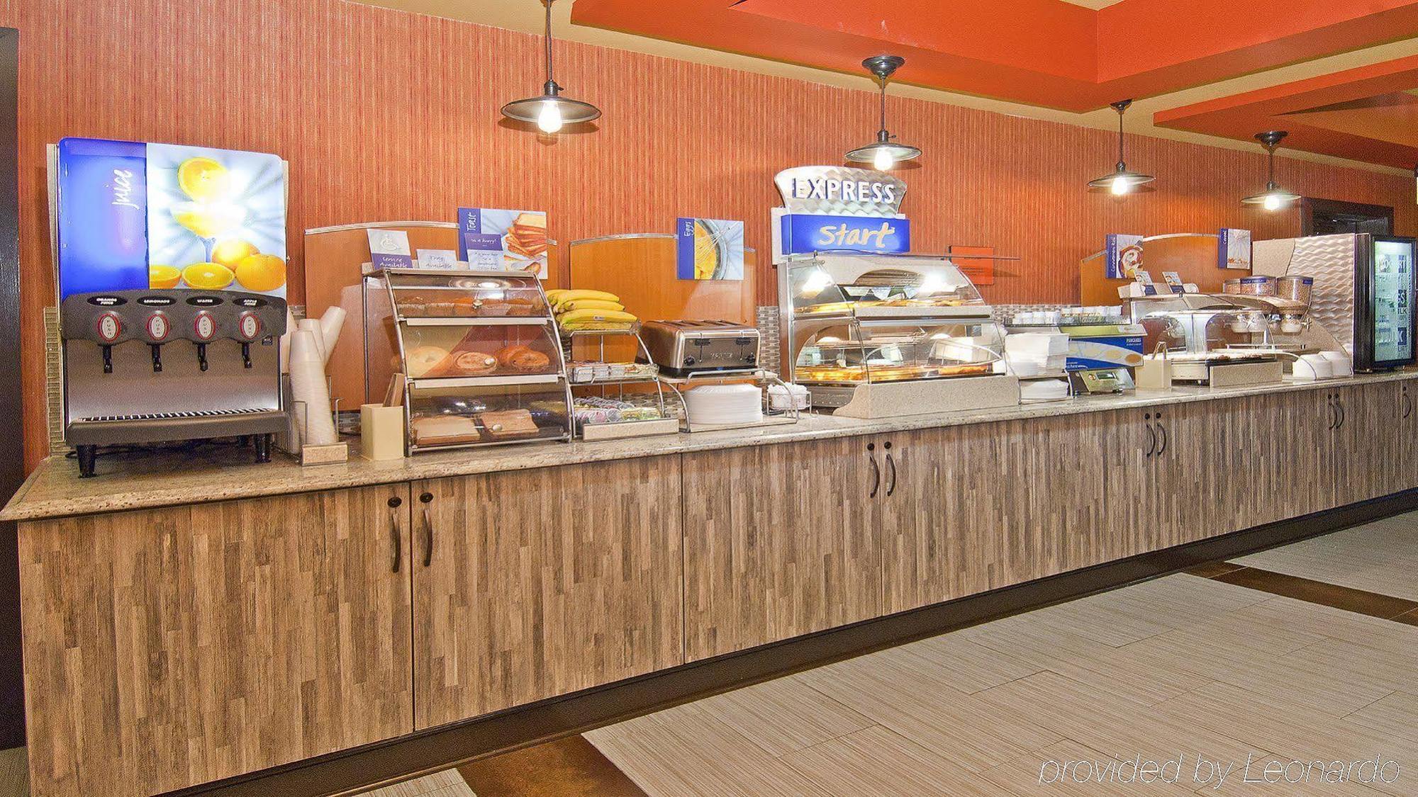 Holiday Inn Express Hotel & Suites Olive Branch By Ihg Exteriér fotografie